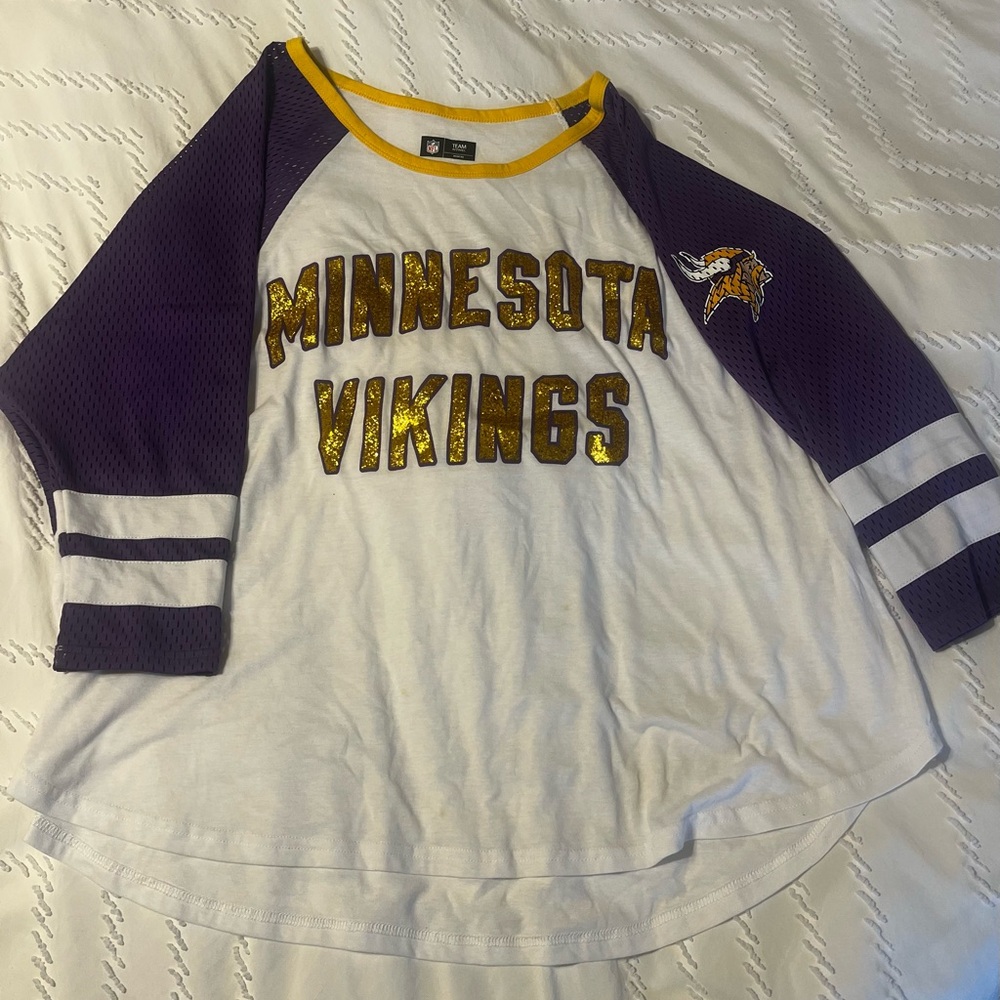 NFL Vikings Team Apparel Women's White Tee